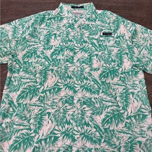 Columbia short sleeve fishing shirt